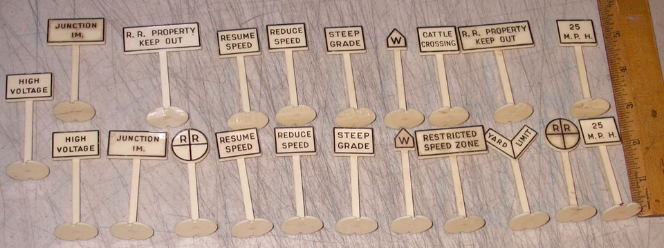 Vintage Marx Trains O O27 Gauge 6- 7" Telephone Poles Lot and 21- Yard Signs - Image 1 of 4