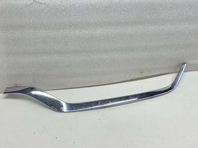 T50794 2016-2018 Lincoln MKX Front Bumper Lower Grill Trim Moulding LH OEM - Image 1 of 4