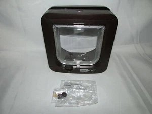 SUREFLAP SUR001 MICROCHIP CAT FLAP - BROWN - RF6253 - Bild 1 von 6