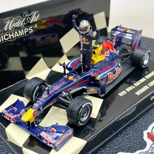 MINICHAMPS 1/43 Red Bull Renault RB5 Sebastian Vettel GP di Cina 2009 400090115 - Foto 1 di 13