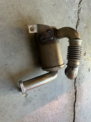 Filtro GENUINO VW/AUDI 1K0253120 EGR Volkswagen Jetta Golf Beetle Audi A3 Foto 1 de 4