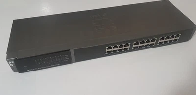 LevelOne FSW-2410TX Switch 24 Port Fast Ethernet 10/100Mbps - Image 1 of 4