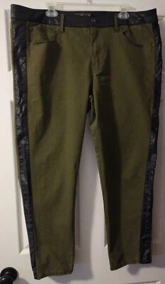 娃娃屋女式20码橄榄绿色弹力裤黑色人造皮革装饰 — 第 1/4 张图片