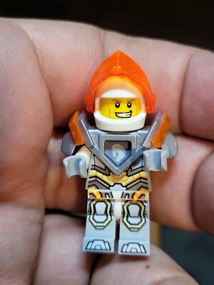 LEGO Minifigura Lanza Trans-Neón Naranja Visera Armadura nex080 Nexo Knights C16-4  Foto 1 de 3