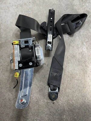 2016 - 2022 ACURA ILX SEATBELT FRONT RIGHT PASSENGER SIDE SEAT BELT OEM BLACK RH - Imagem 1 de 4