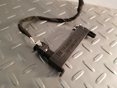 Chevrolet Malibu 2013-2018 consola central delantera módulo de antena de entrada sin llave OEM Foto 1 de 4