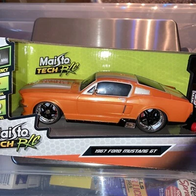 Maisto Tech RC 1967 Ford Mustang GT 1:24 49MHZ Orange & White Street Series - Image 1 of 4