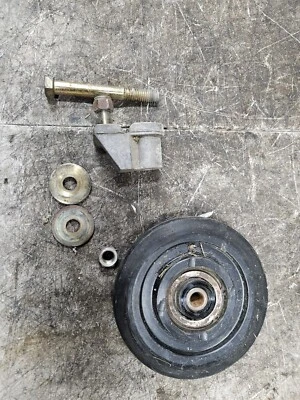 Колесо холостого хода туристическое POLARIS XLT 135 570066629 1997 1998 AT1014 - Изображение 1 из 2