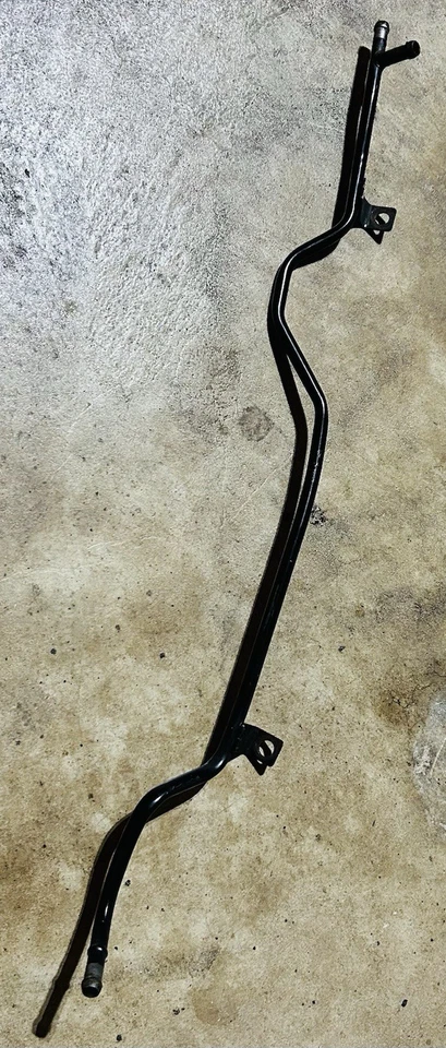 Tubo duro de desbordamiento de refrigerante radiador Subaru Impreza WRX STI 2002-2007 Foto 1 de 1