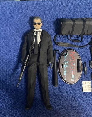 Modellino CRAFTONE 1/6 Bank Robbers Team Leader Robert De Niro Heat Hot Toys - Immagine 1 di 4