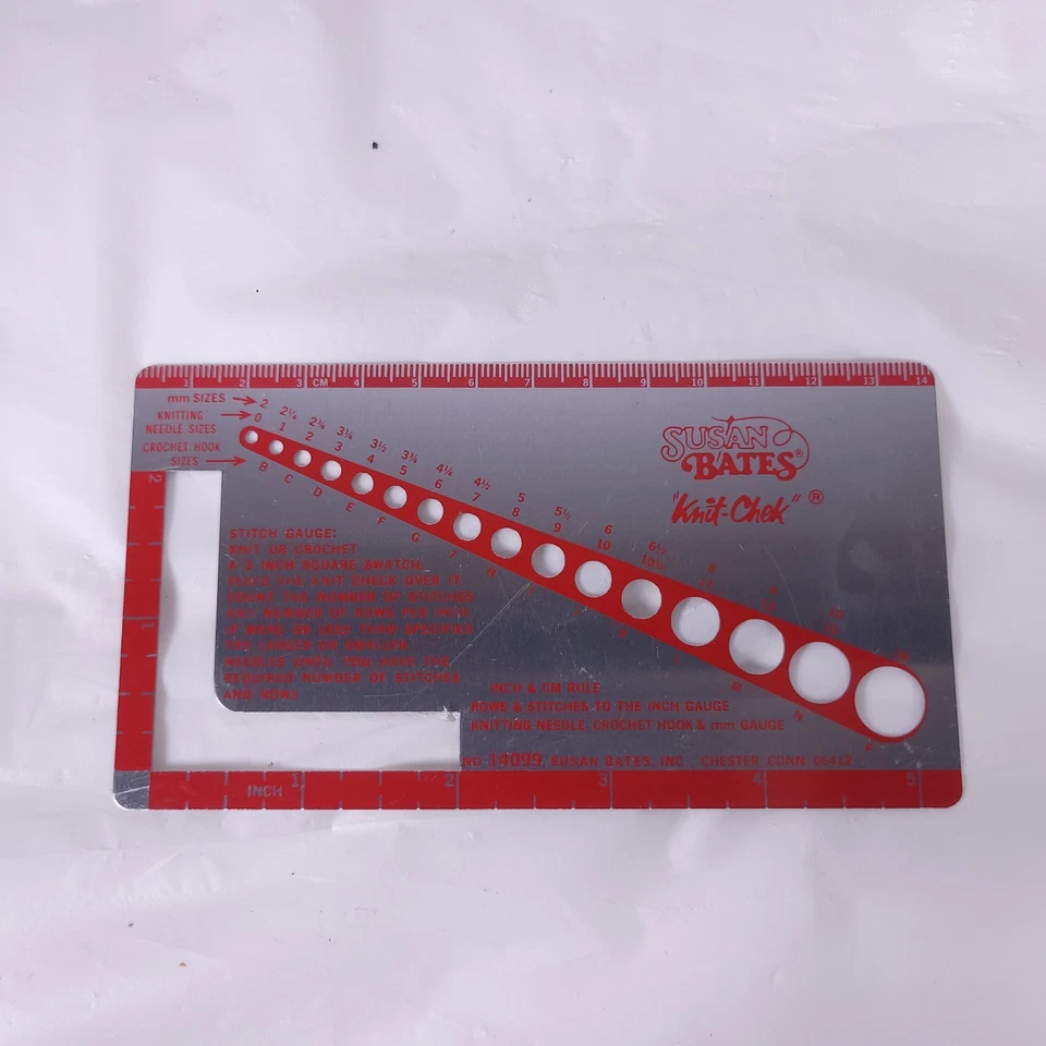 Medidor de punto a cheque tejido Susan Bates todo en uno Knitter’s Aide rojo 14099 Foto 1 de 4
