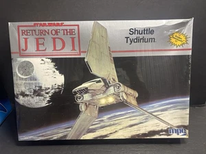 Star Wars Return of the Jedi Shuttle Tydirium Scale Model Kit Vintage 1983 NIB - Picture 1 of 3