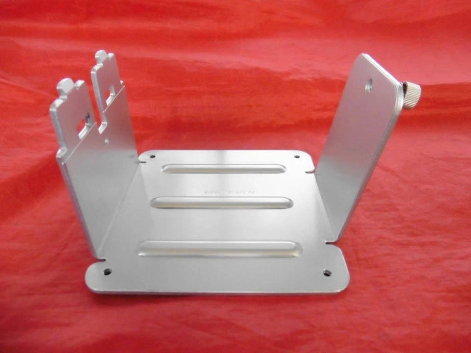 Wall Mount Adapter For Elite Display 27" Monitor S270cc Silver Q15G2079-101 AJ - Image 1 of 1