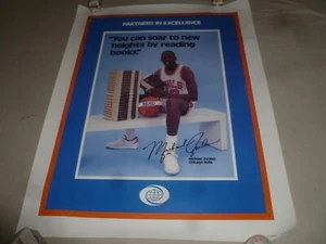PÓSTER DE COLECCIÓN MICHAEL AIR JORDAN LEER LIBROS DEL MUNDO RARO TOROS PROMOCIÓN NOVATO - Imagen 1 de 6