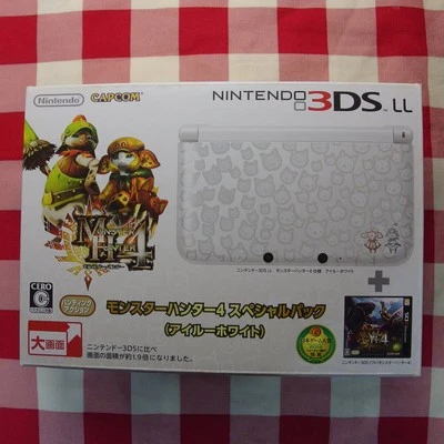 Nuevo sin usar Nintendo 3DS LL Monster Hunter 4 paquete especial Airu blanco Foto 1 de 3