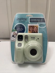 Fujifilm Instax Mini SE Instant Film Camera Green Blister Camera / Film Bundle - Picture 1 of 4