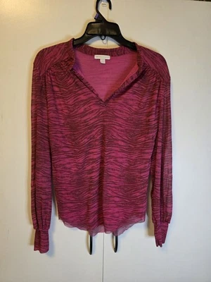 Blusa Nueva York Top Rosa Rojo Estampado Cebra Acanalada Ajustada Mangas Largas Talla Mediana  Foto 1 de 4