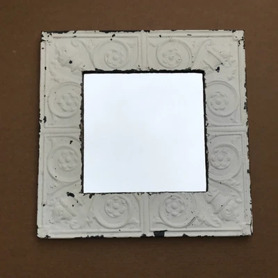 Винтажный декоративный ФАКЕЛ спасенный оловянный потолок 23 дюйма кв. Старое металлическое зеркало 1720-25B - Изображение 1 из 4