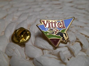 pin's vittel cavalier vintage pins - Imagen 1 de 2