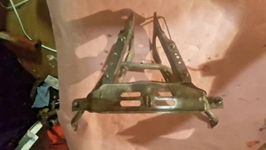 1984 HONDA CH 125 ELITE FRONT STAY RAD RADIATOR SUPPORT MOUNT BRACKET(OUU) - Picture 1 of 1
