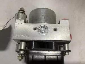 Mitsubishi Galant 2004-2009 2.4L ABS Anti-Lock Brake Pump Assembly OEM - Picture 1 of 4