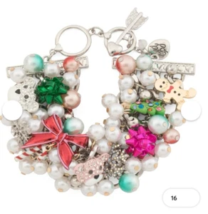 NEW Betsey Johnson Christmas Charm Holiday Bracelet Teddy Bear Gingerbread Man - Picture 1 of 7
