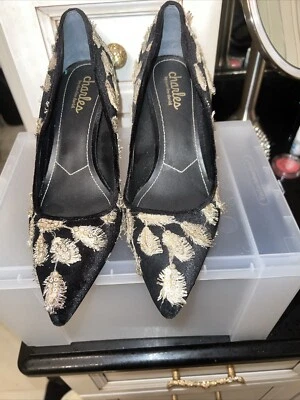 Tacones de vestir de gamuza negros y dorados - talla 10M Foto 1 de 4