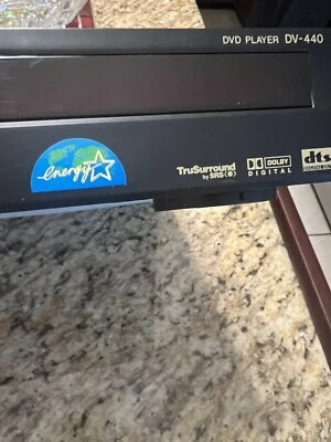 Pioneer DV-440 DVD Player - Image 1 of 4