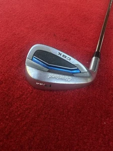 * Left Handed * Cleveland Launcher CBX Pitching Wedge PW Dynamic Gold S300 Stiff - Picture 1 of 8