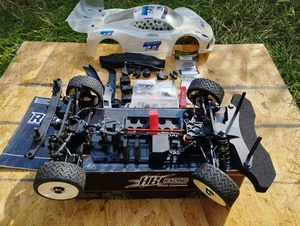 Hot Bodies HB RGT8-E Kit FMT Racing GT 1/8 - Foto 1 di 9
