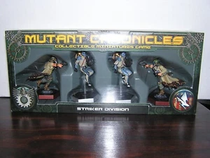 Mutant Chronicles Striker Division Nuevo en caja - Imagen 1 de 1