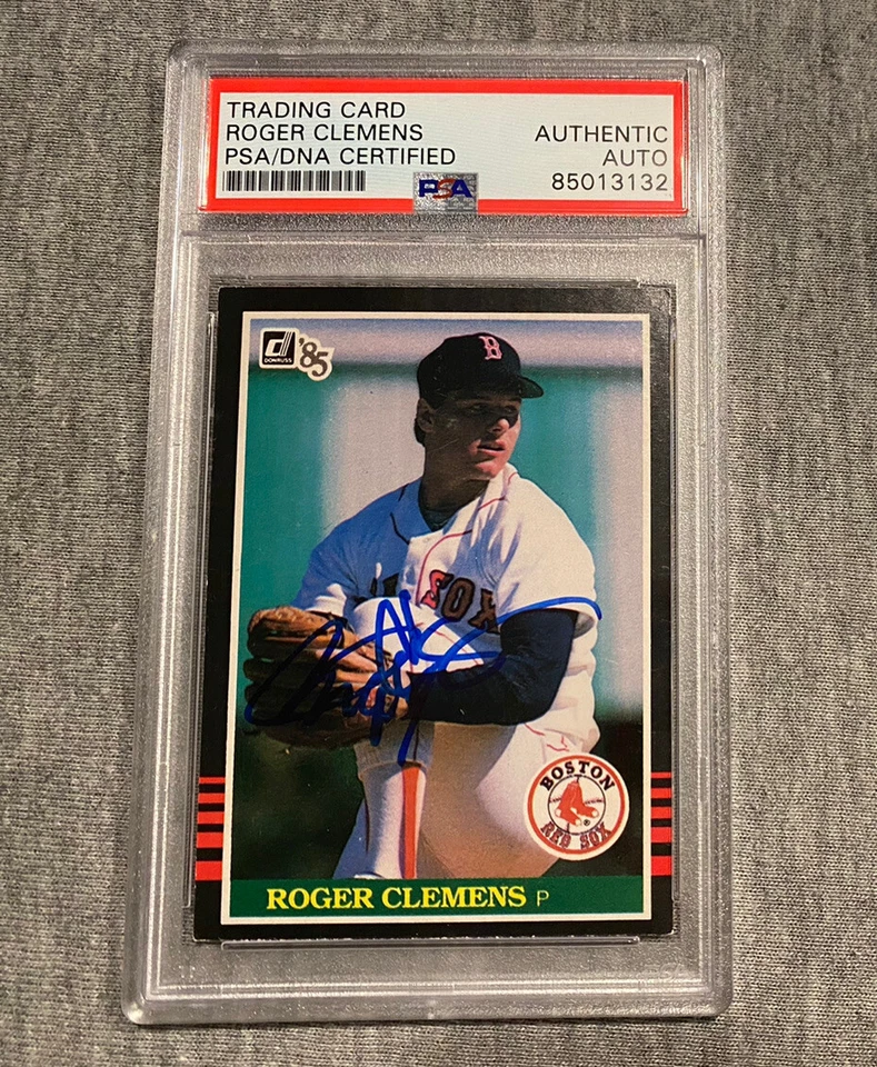 BOSTON RED SOX ROGER CLEMENS AUTOGRAPH 1985 DONRUSS ROOKIE CARD PSA SLAB 132 - Image 1 of 1