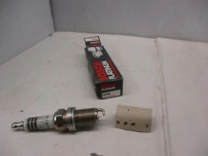 BOSCH PLATINUM 4202 SPARK PLUG - Picture 1 of 1