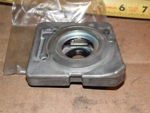 Husqvarna # 501802501 - Oil Pump - 503698101 - Picture 1 of 2