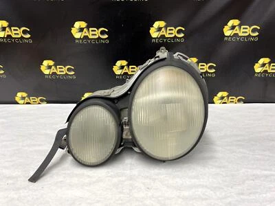 Conjunto de faros halógenos delanteros izquierdo mercedes-benz e320 1996-1999 Foto 1 de 4