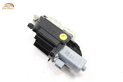 Actuador de cierre de bloqueo de motor eléctrico puerta levadiza Volkswagen Touareg 2011-2017 OEM Foto 1 de 4