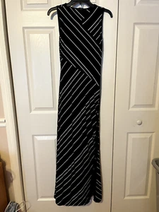 Maxi Vestido a Rayas Tejido Pulido Blanco y Negro White House Black Market Talla XS - Imagen 1 de 10