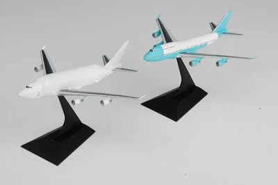 55439 Dragon Models 1/400 Model Boeing 2-Piece Set - Image 1 of 2