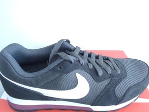 Nike MD Runner 2 womens trainers shoes 749869 012 uk 5.5 eu 39 us 8 NEW+BOX - Picture 1 of 6