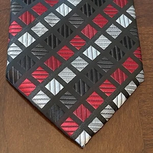 Croft & Barrow Red Gray Hand Made 100% Polyester Men’s Neck Tie Made In China - Picture 1 of 9