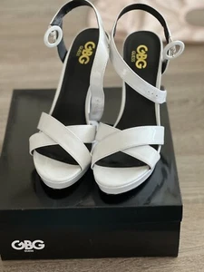 GBG Guess Jorgi Platform White Patent Leather Sandal Size 10 - Picture 1 of 2