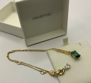 SWAROVSKI Stilla Anhänger Rechteckschliff, grün, vergoldet Halskette, 69€ - Bild 1 von 9