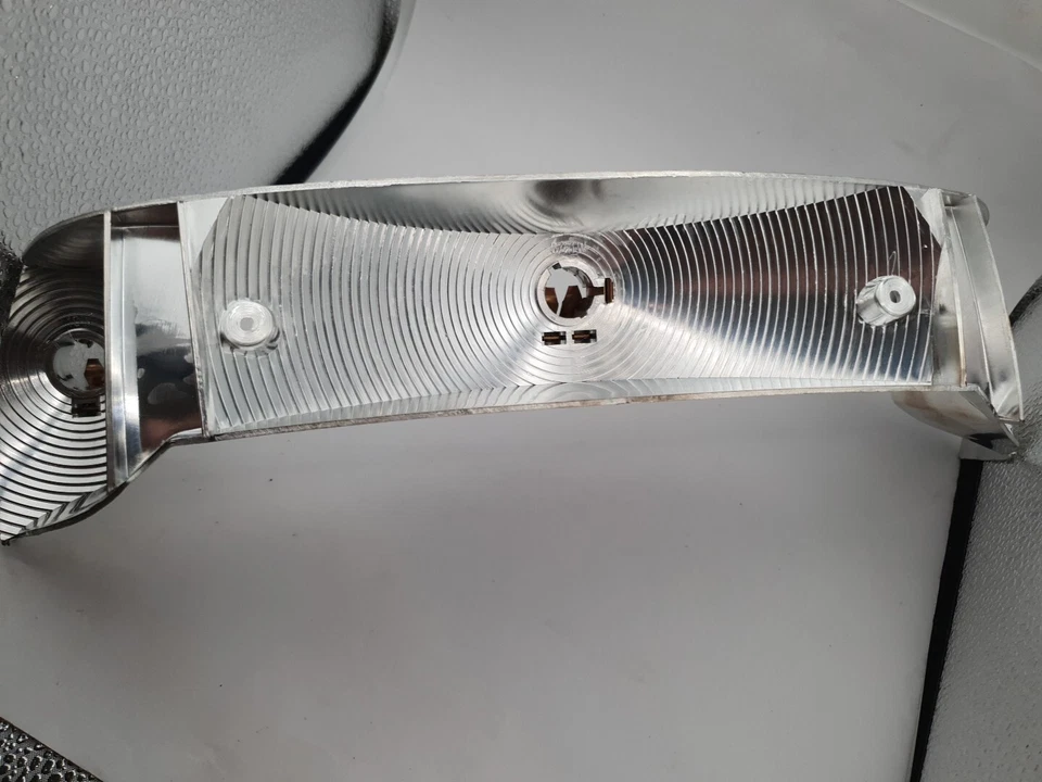 PIAGGIO SFERA 50 80 NSL TAILLIGHT RÜCKLICHT FASSUNG 290943 NEU ORIGINAL MM00253 - Bild 1 von 4