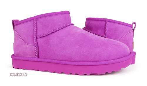 Stivali UGG Classic Ultra Mini in pelliccia di garofano da donna taglia 8 *NUOVI*