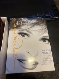 Raquel Welch Signature Collection R30/27H Spirit Vibralite Reddish Brown - Picture 1 of 13