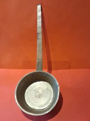 Louche poche à eau ancienne en Cuivre Jaune objet de collection XlX Ème Siècle  - Photo 1/4