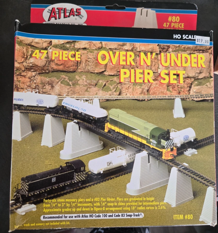 Atlas HO Scale Over N' Under Pier Set For Snap Track 47 Pc.Item #80 Complete