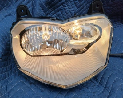 Conjunto de lámpara de faros delanteros OEM BMW K710798 F800S F800ST 2006-2012 Foto 1 de 4