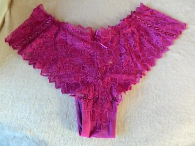 PANTALONES CORTOS / BRAGAS LEPEL FIORE NUEVOS SIN ETIQUETAS EN ROSA FUCSIA. Foto 1 de 3