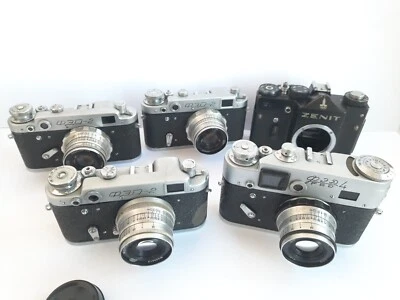 5 Vintage Soviet cameras FED 2, FED 4, ZENIT - Image 1 of 4